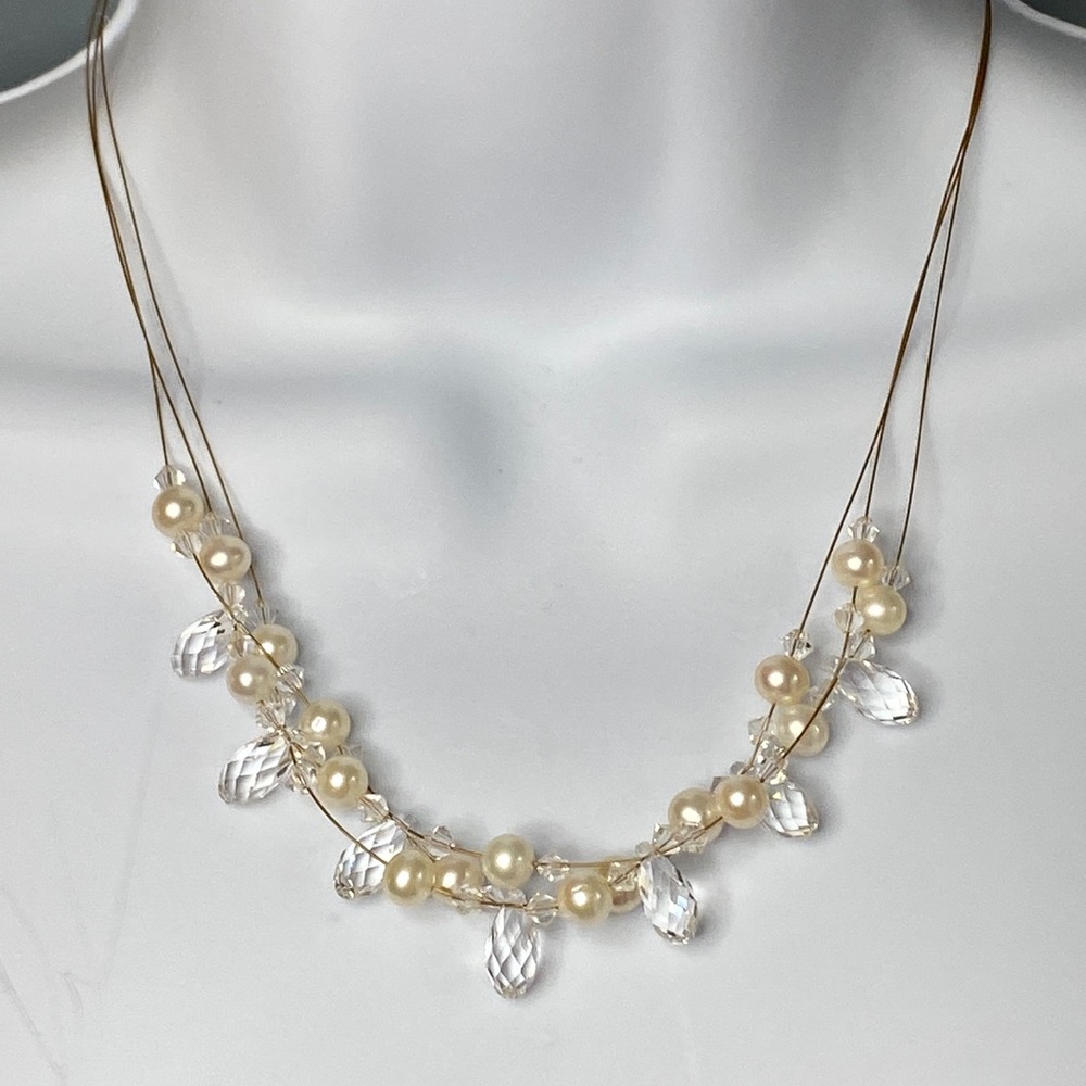 Swarovski crystal Floating wire necklace Pearl clear gold